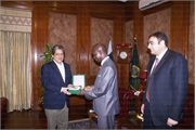 007_Momento by Honble Governor Sindh  on 24-5-2010